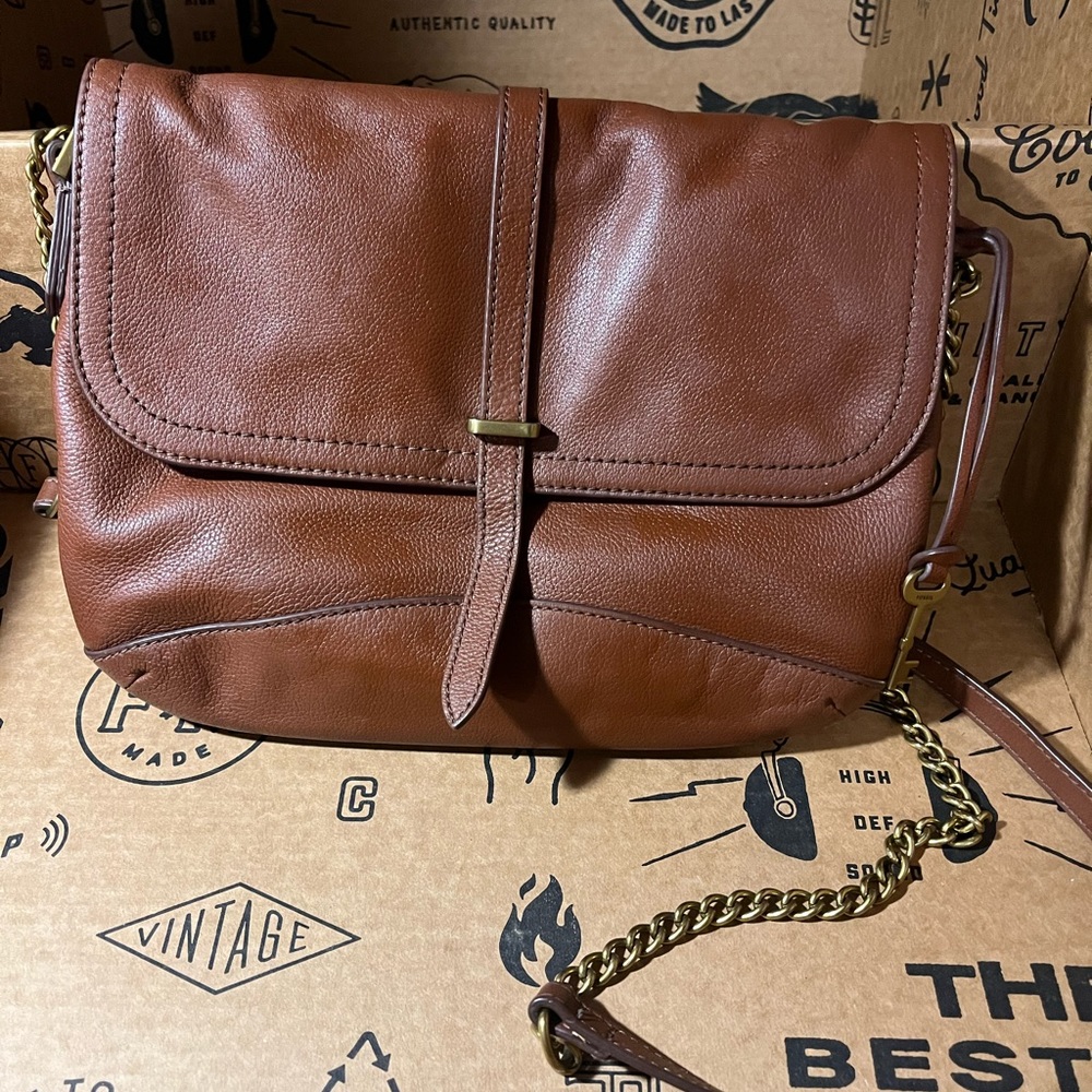 Fossil Edelyn Crossbody Medium Brown Leather Chain Trim
